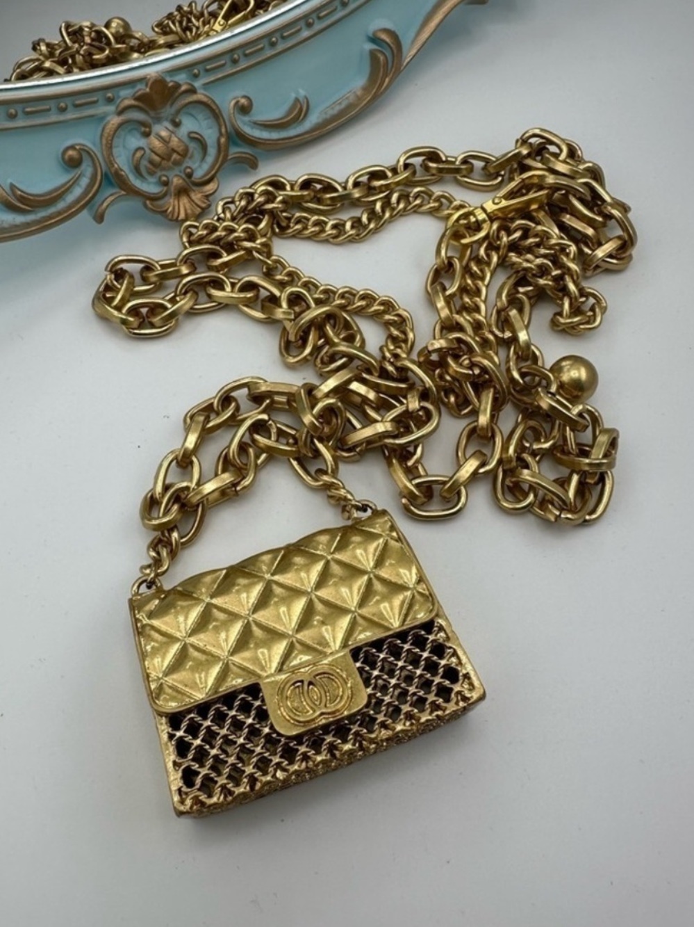 Luxury Gold Mini Chain Belt Bag - Picture 4 of 10